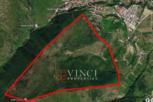 casa indipendente in vendita ad Esanatoglia