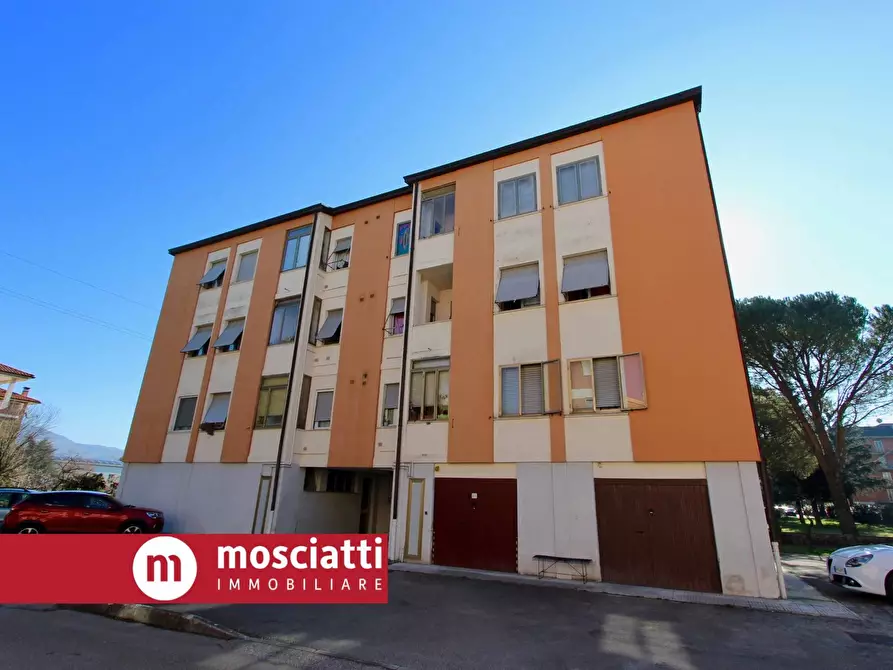 appartamento in vendita ad Esanatoglia