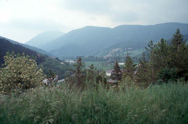 casa indipendente in vendita a Fiuminata in zona San Cassiano