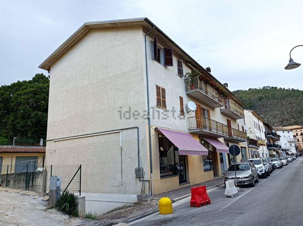 appartamento in vendita a Fiuminata