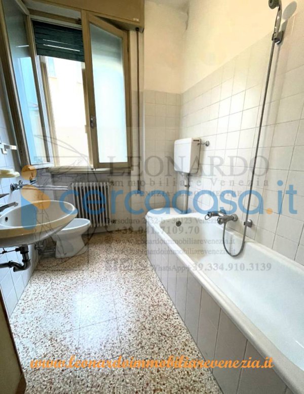 appartamento in vendita a Fiuminata in zona Castello