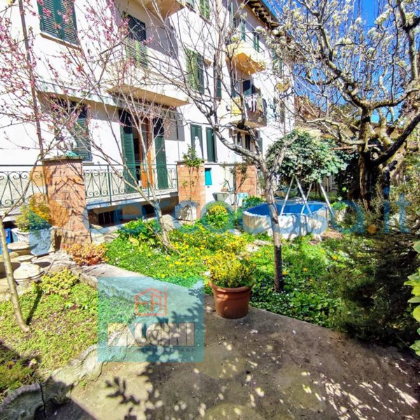 appartamento in vendita a Fiuminata in zona Castello