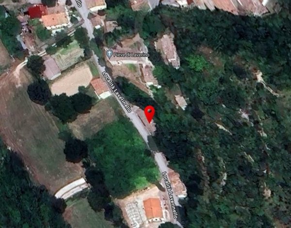 appartamento in vendita a Fiuminata in zona Laverino