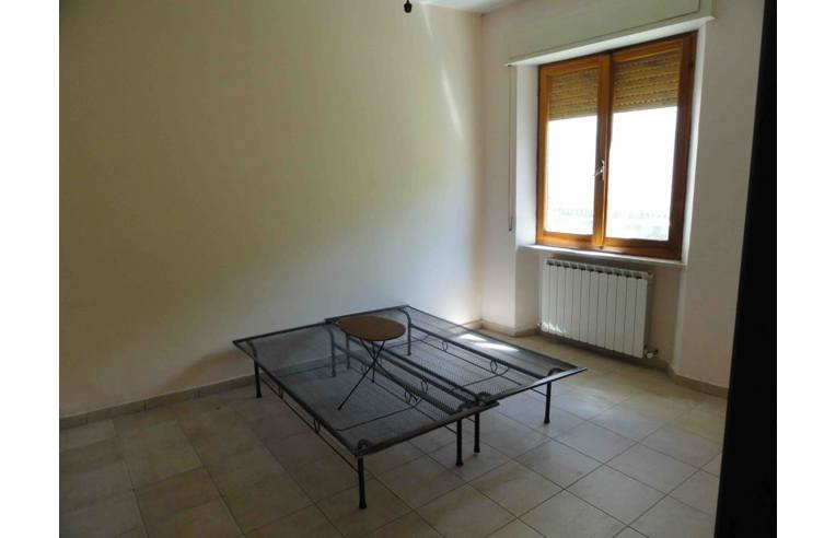 casa indipendente in vendita a Fiuminata in zona Castello