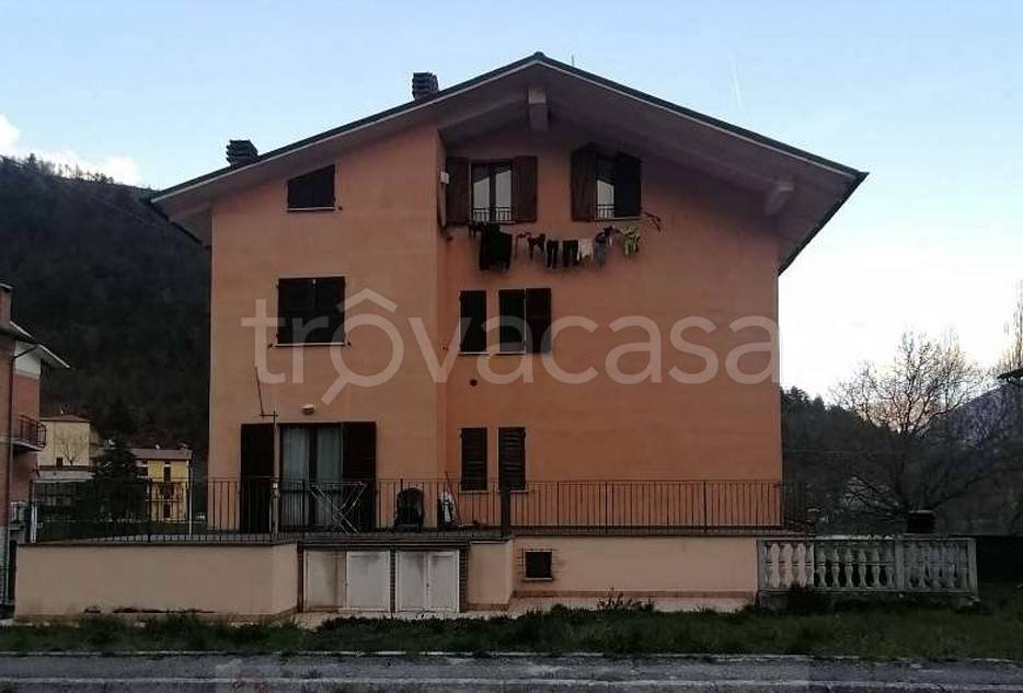 appartamento in vendita a Fiuminata