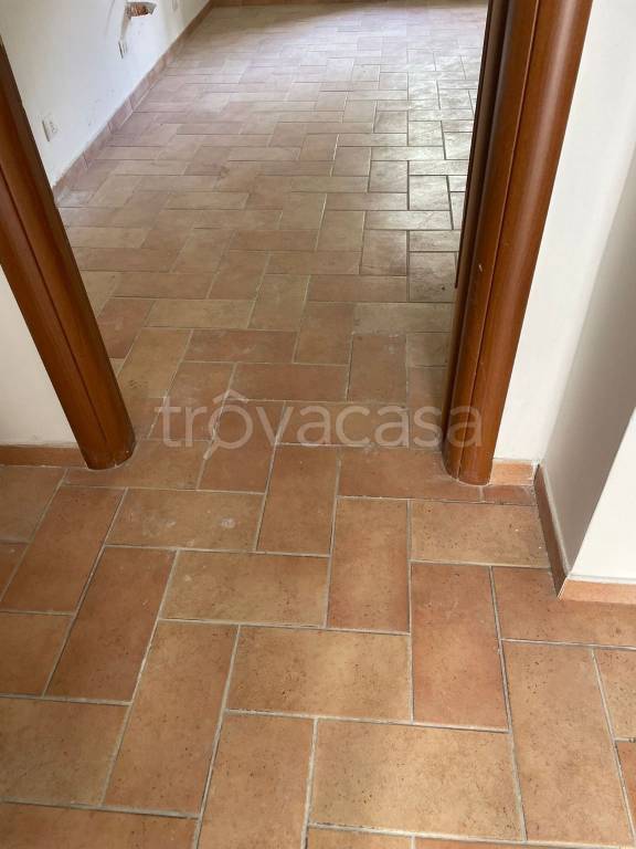 casa indipendente in vendita a Fiuminata in zona Bussi