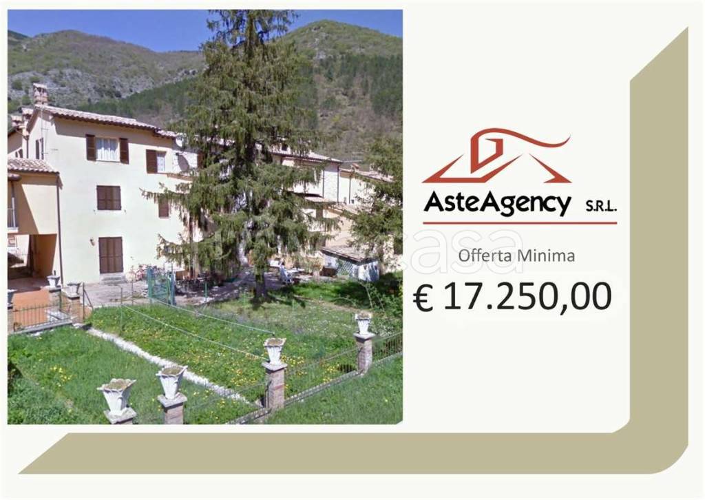 appartamento in vendita a Fiuminata in zona Spindoli