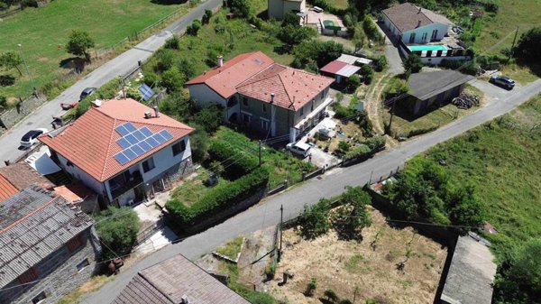 appartamento in vendita a Fiuminata in zona Castello