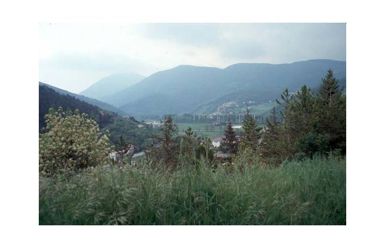 casa indipendente in vendita a Fiuminata in zona San Cassiano