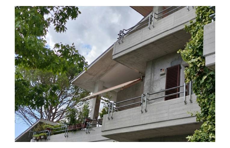 casa indipendente in vendita a Fiuminata in zona Massa