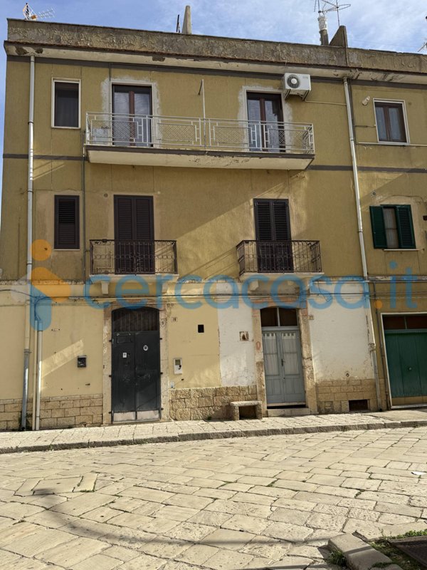 appartamento in vendita a Fiuminata in zona Castello