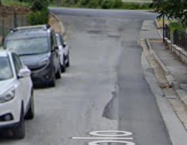 appartamento in vendita a Fiuminata in zona Massa