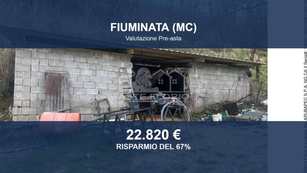 casa indipendente in vendita a Fiuminata in zona Vallibbia