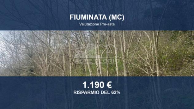 terreno edificabile in vendita a Fiuminata