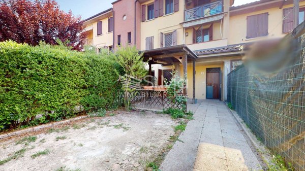appartamento in vendita a Fiuminata in zona Castello