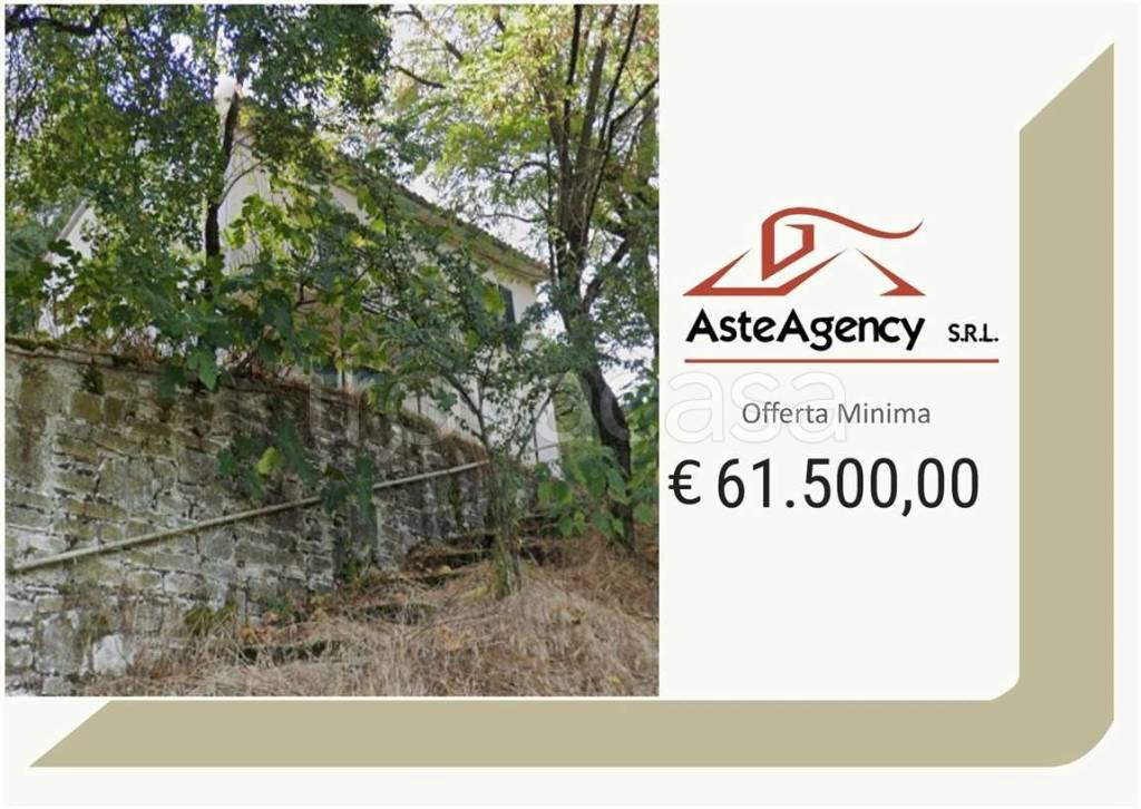appartamento in vendita a Fiuminata in zona Pontile
