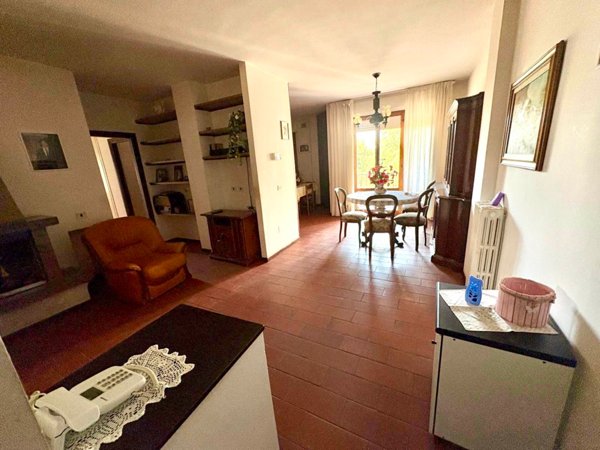 appartamento in vendita a Fiuminata in zona Castello