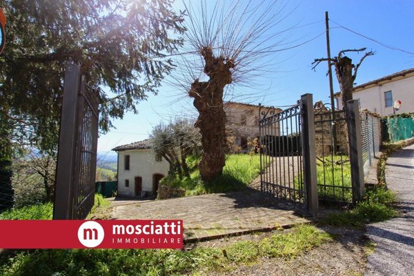 casa indipendente in vendita a Gagliole in zona Acquosi