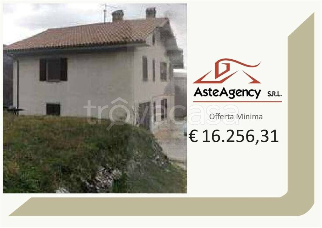 casa indipendente in vendita a Gagliole