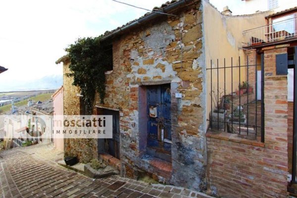 casa indipendente in vendita a Gagliole