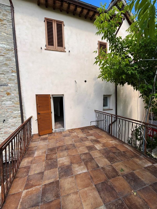 appartamento in vendita a Gagliole in zona Casetre
