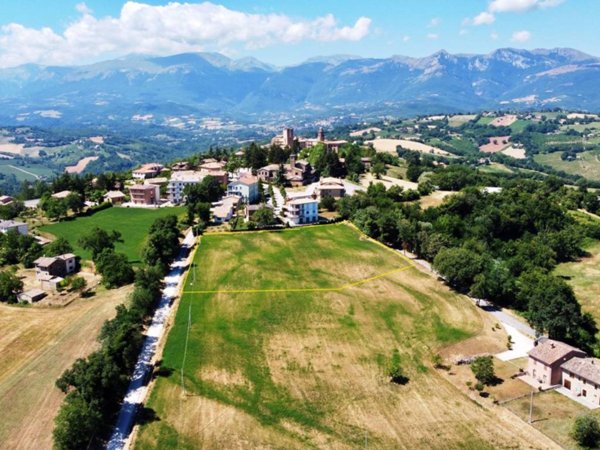 terreno agricolo in vendita a Gualdo