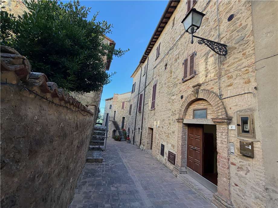 casa indipendente in vendita a Gualdo