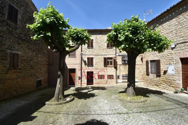 casa indipendente in vendita a Gualdo in zona Marchesi