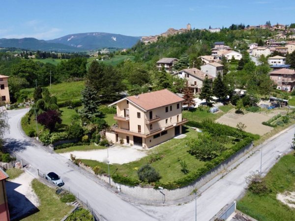 casa indipendente in vendita a Gualdo in zona Marchesi