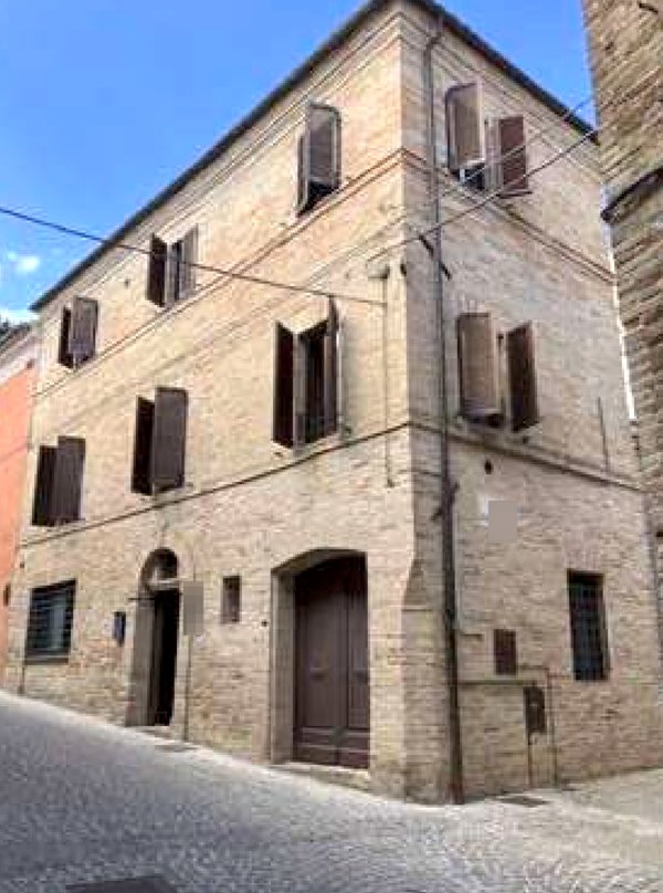 appartamento in vendita a Loro Piceno