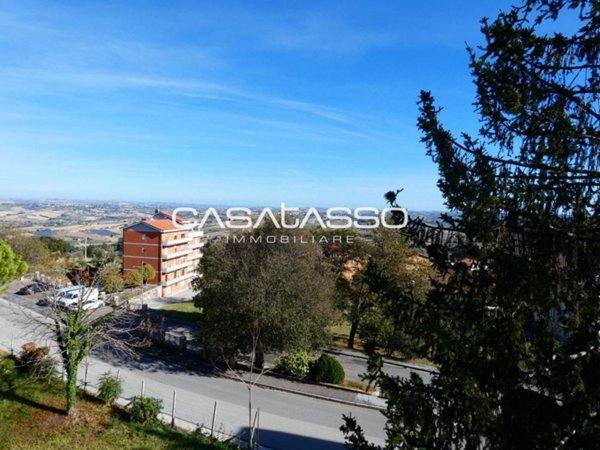 appartamento in vendita a Loro Piceno