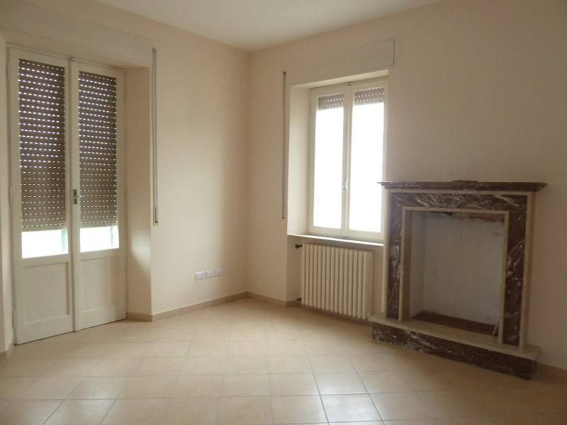 appartamento in vendita a Loro Piceno