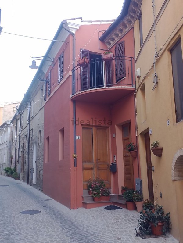 casa indipendente in vendita a Loro Piceno