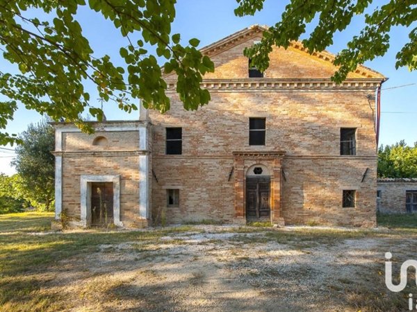 casa indipendente in vendita a Loro Piceno in zona San Valentino