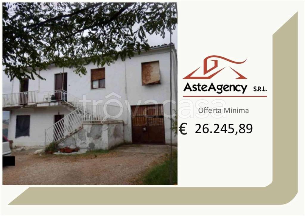appartamento in vendita a Loro Piceno