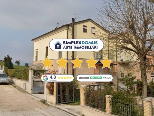 appartamento in vendita a Loro Piceno