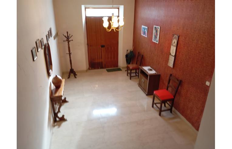 casa indipendente in vendita a Loro Piceno