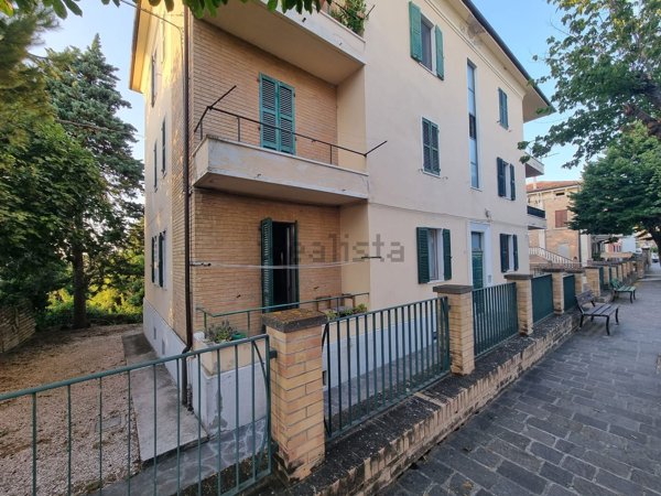 appartamento in vendita a Loro Piceno