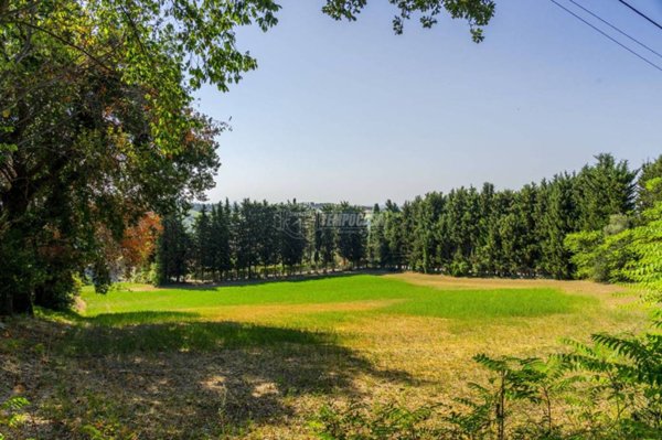 terreno agricolo in vendita a Macerata