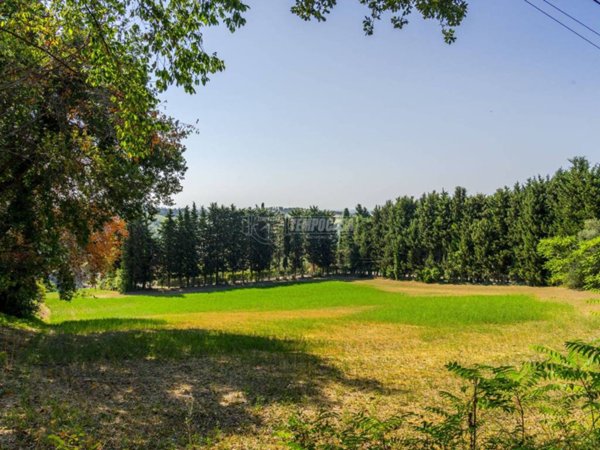 terreno agricolo in vendita a Macerata