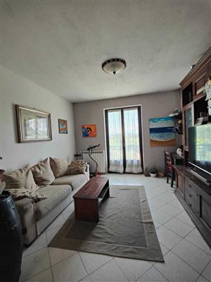 casa indipendente in vendita a Macerata
