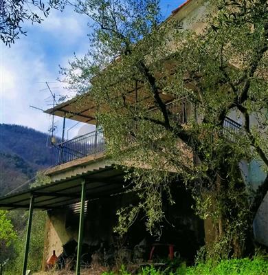 casa indipendente in vendita a Macerata in zona Santo Stefano