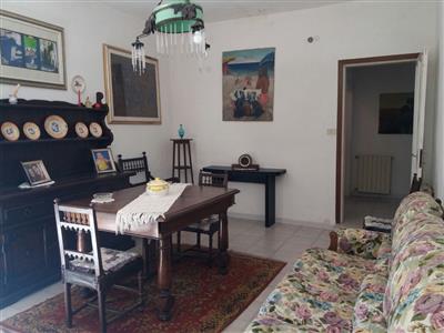 casa indipendente in vendita a Macerata