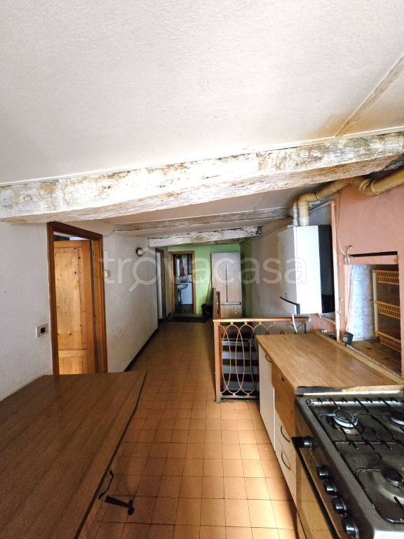 casa indipendente in vendita a Macerata