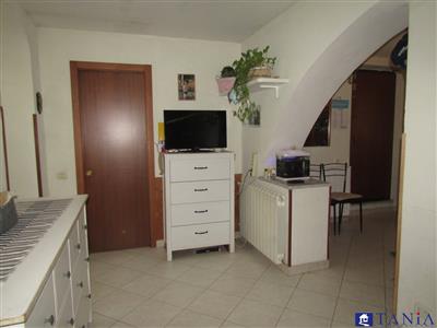 casa indipendente in vendita a Macerata