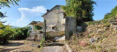 casa indipendente in vendita a Macerata