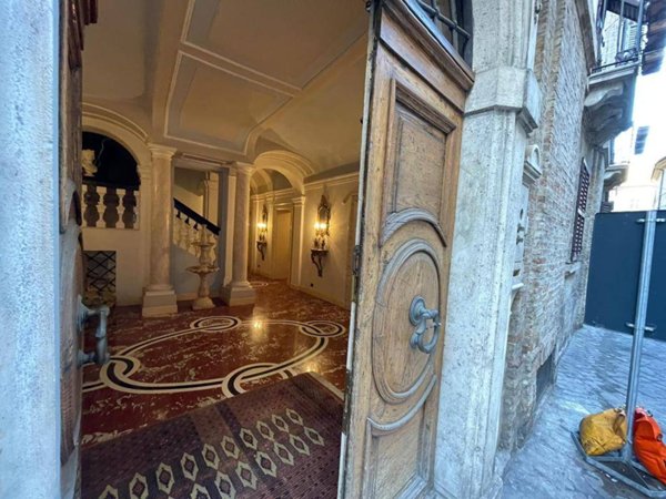 casa indipendente in vendita a Macerata