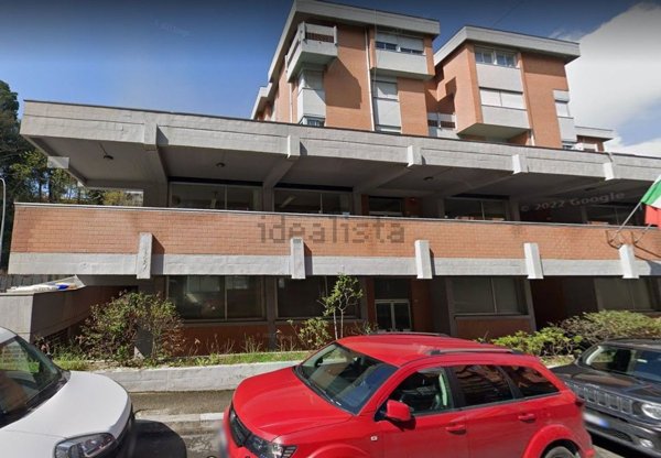 locale di sgombero in vendita a Macerata
