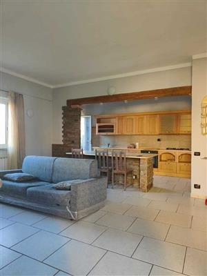 casa indipendente in vendita a Macerata