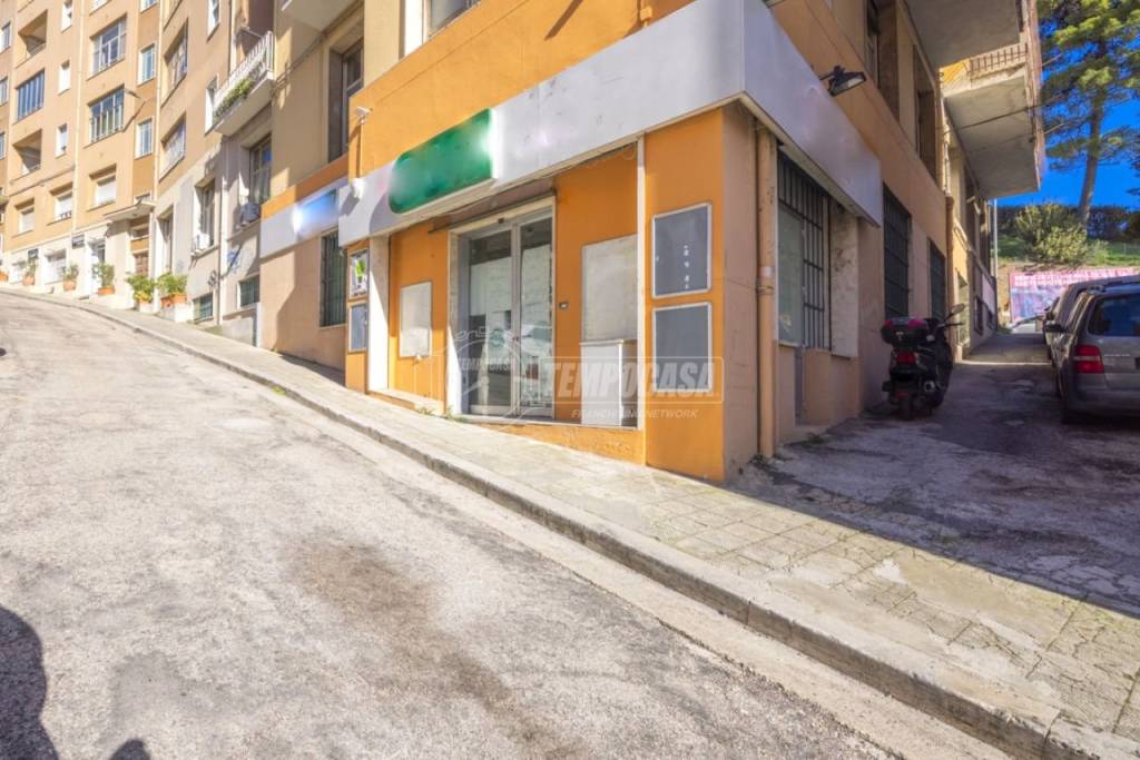 quadrivano in vendita a Macerata